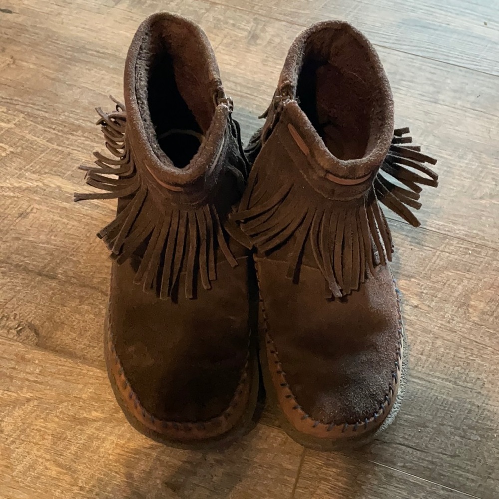Woolrich Fringe Moccassins